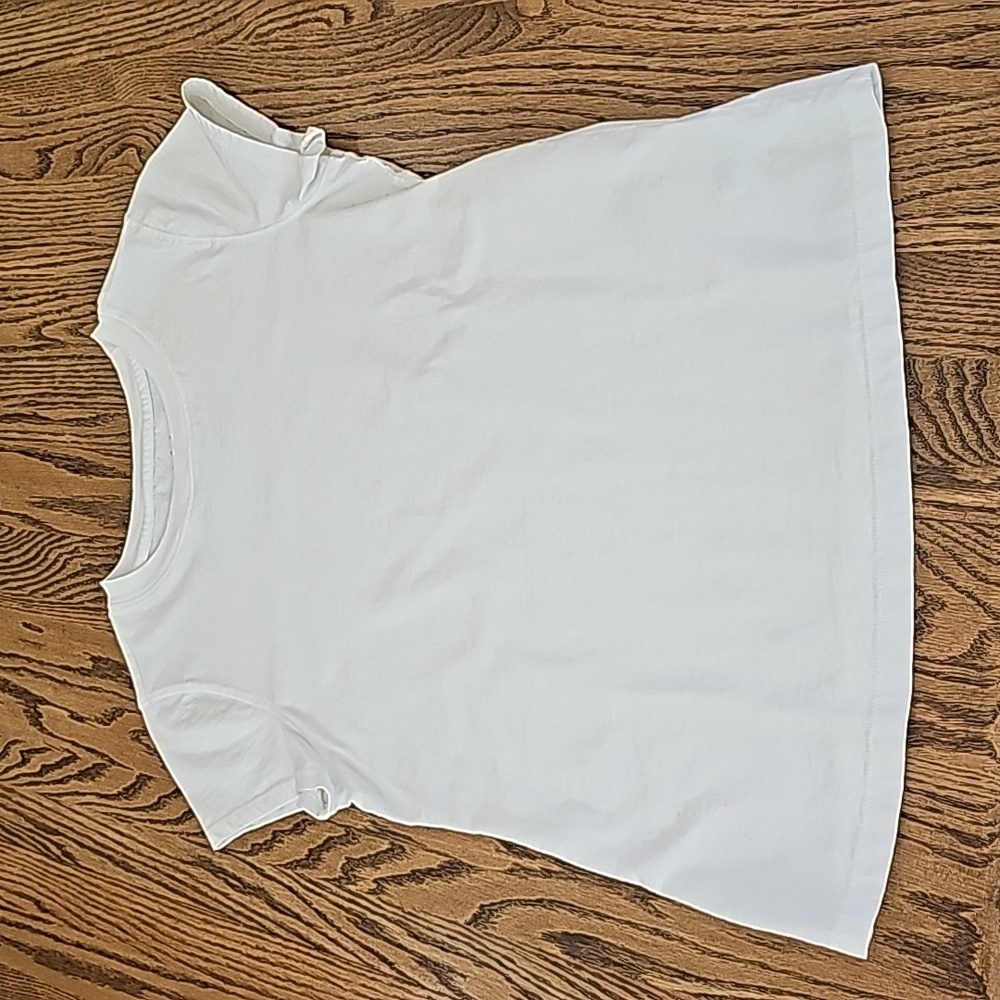 Universal Thread Top - Picture 2 of 3